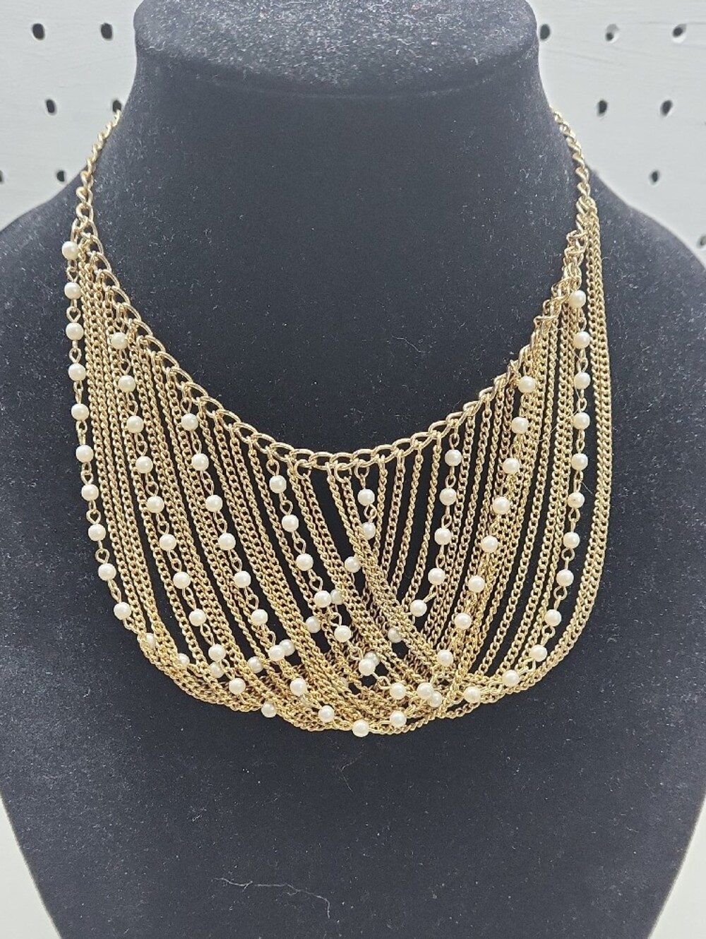 Faux Pearls And Goldtone Necklace Bundle - Picture 5 of 10